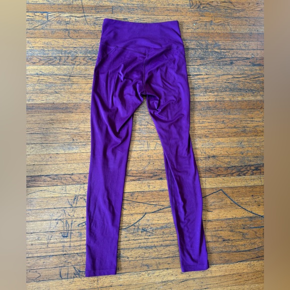 Girlfriend Collective Compressive High-Rise Legging in Plum, size S - Picture 3 of 4